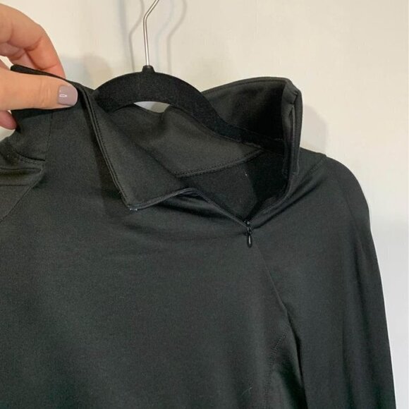 Woman’s running/athleisure layer. Black size large. Zipper mock neck. Ne… - Picture 9 of 10